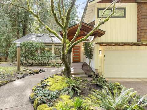 Red Cedar, LAKE OSWEGO, OR 97035