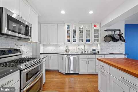 Troy, ARLINGTON, VA 22206
