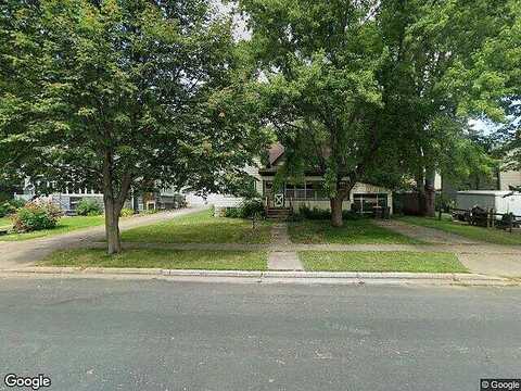 Maple, BALDWIN, WI 54002