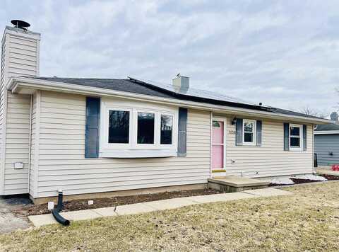 Honeysuckle, NEENAH, WI 54956
