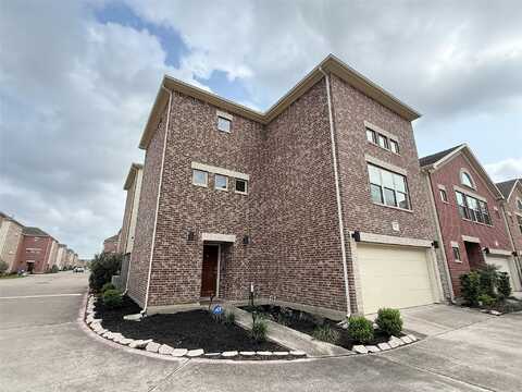 Main Pine, HOUSTON, TX 77025
