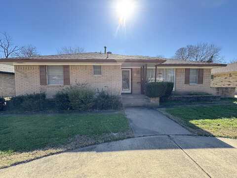 Matland, DALLAS, TX 75237