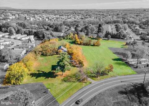 Spring, CARLISLE, PA 17013