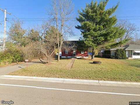 Main, HOULTON, WI 54082