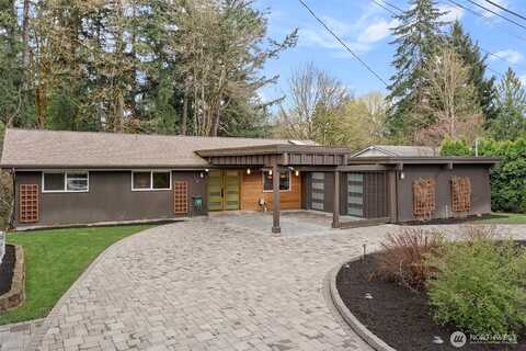 129Th, BELLEVUE, WA 98005
