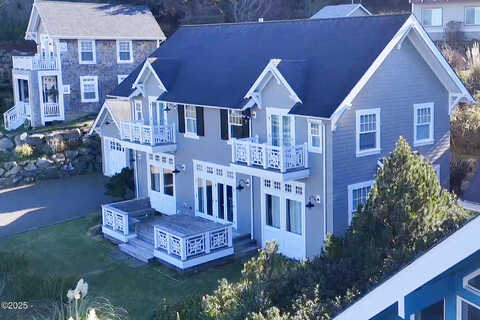 Mulberry, LINCOLN CITY, OR 97367