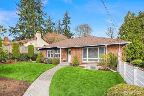 90Th, SEATTLE, WA 98115
