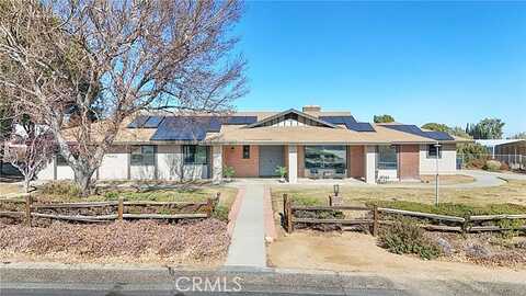 Lisa, PALMDALE, CA 93551