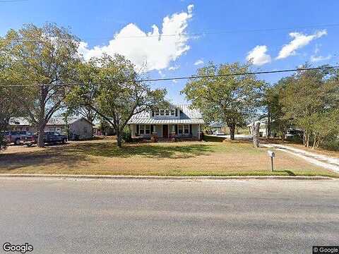 Main, HALLETTSVILLE, TX 77964