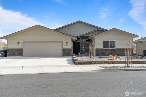 Blue Heron, MOSES LAKE, WA 98837