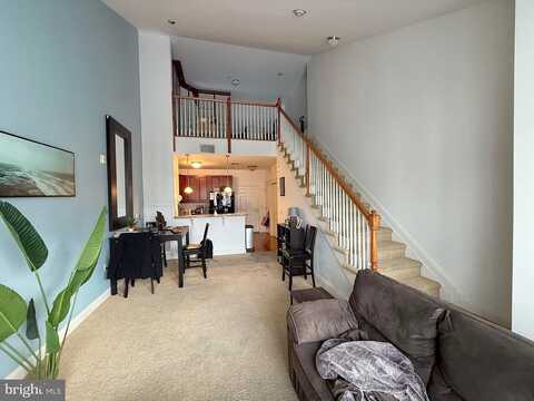 Elm, CONSHOHOCKEN, PA 19428