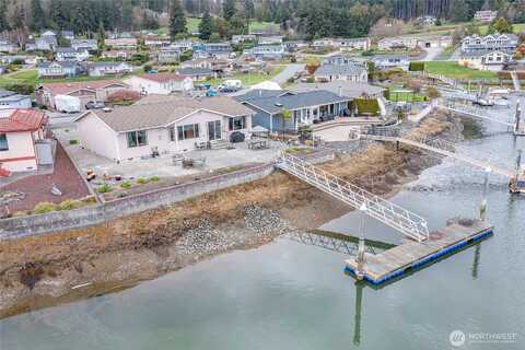 Mariners, OAK HARBOR, WA 98277