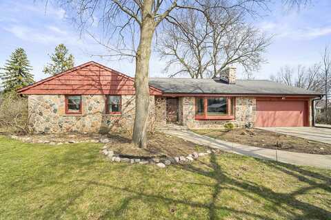 Evergreen, BROOKFIELD, WI 53045