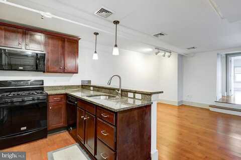 King, LANCASTER, PA 17602
