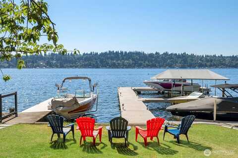 62Nd, KIRKLAND, WA 98034