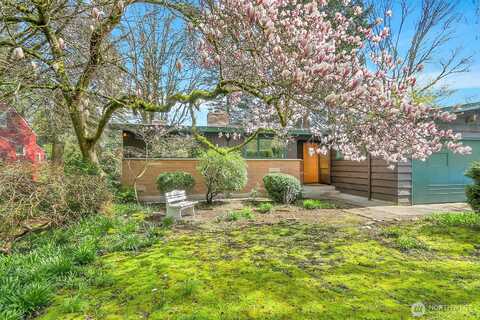 27Th, SEATTLE, WA 98125