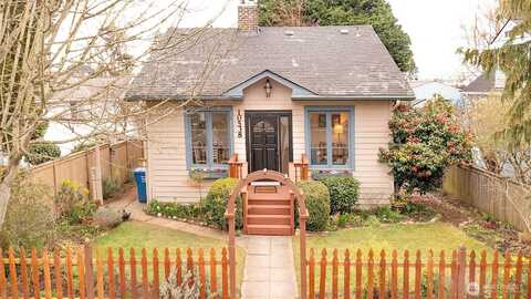 Evanston, SEATTLE, WA 98133