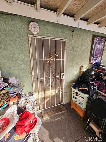 San Vincente, COMPTON, CA 90221
