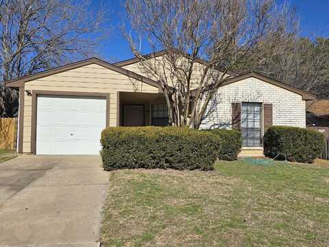 Fallbrook, FORT WORTH, TX 76120