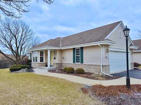 Knollcrest, GERMANTOWN, WI 53022