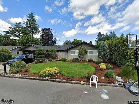 Caroline, PORTLAND, OR 97225