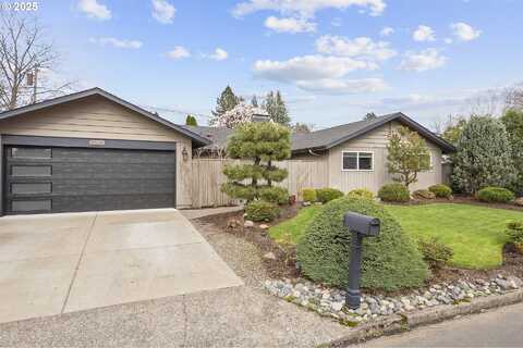 Caroline, PORTLAND, OR 97225