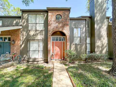Bering, HOUSTON, TX 77057