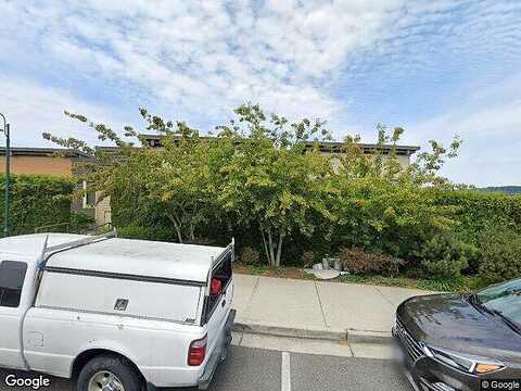 Pine, EDMONDS, WA 98020