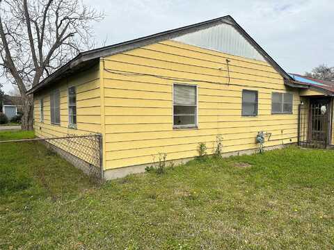 Busiek, HOUSTON, TX 77022