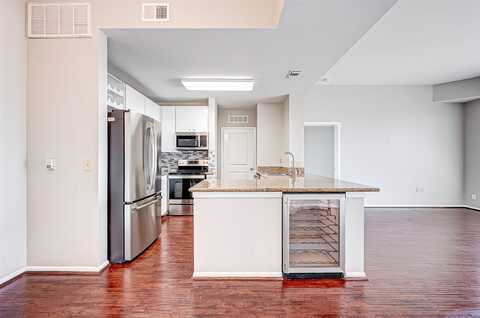 Sage, HOUSTON, TX 77056