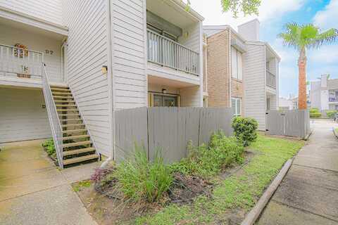 69Th, GALVESTON, TX 77551