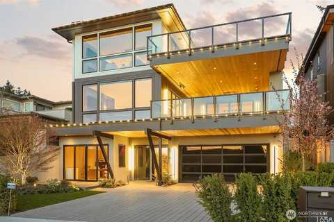 10Th, KIRKLAND, WA 98033