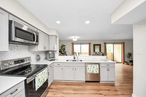 Wunderlich, HOUSTON, TX 77069