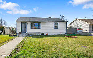 8Th, YAKIMA, WA 98902