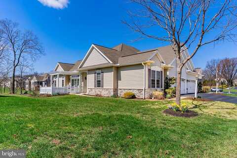Carmella, MECHANICSBURG, PA 17050