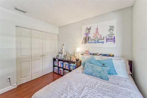 Isleton, BRANDON, FL 33511
