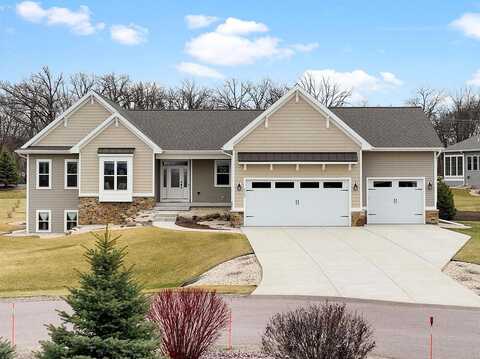 Sienna, SUN PRAIRIE, WI 53590