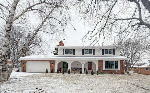 Park Crest, THIENSVILLE, WI 53092