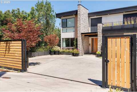 Maywood, PORTLAND, OR 97210
