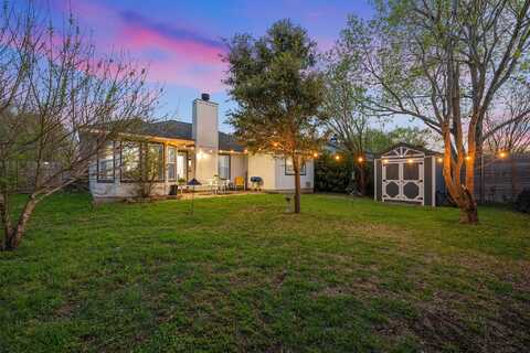 Brandi, KYLE, TX 78640