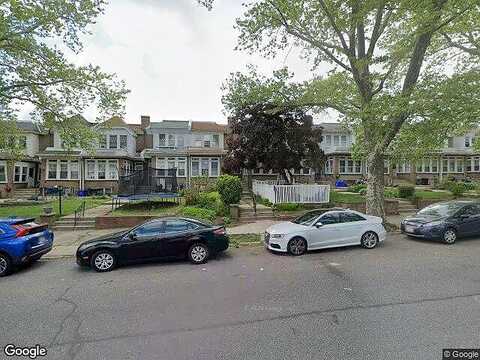 Oakmont, PHILADELPHIA, PA 19136