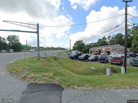 Jett Dr, Fredericksburg, VA 22405
