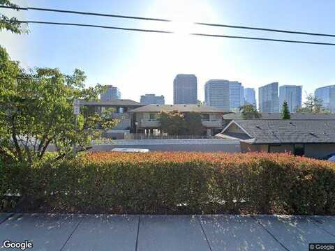 100Th, BELLEVUE, WA 98004