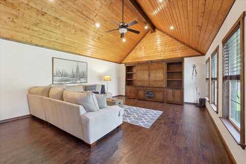 Caldwood, BEAUMONT, TX 77707