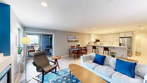 Mercer, SEATTLE, WA 98119
