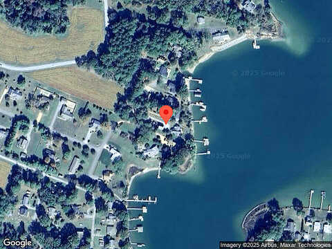 Seabreeze Ln, Deltaville, VA 23043
