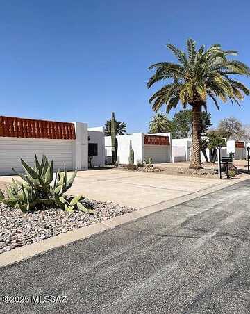 Via Encanto, TUCSON, AZ 85715