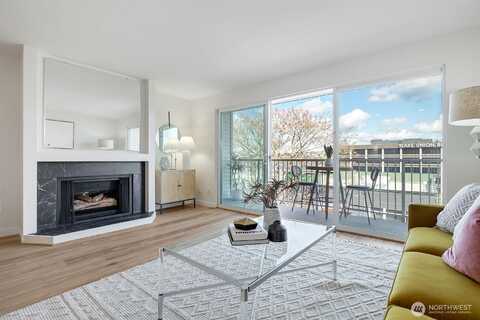 Hayes, SEATTLE, WA 98109
