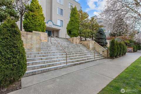 California, SEATTLE, WA 98136