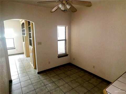 Sabinal, MISSION, TX 78572